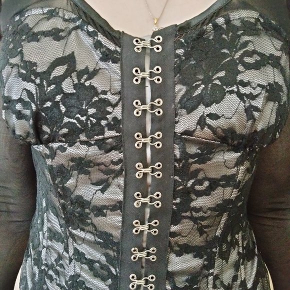 Aggie Black Lace Hook and Eye Corset Bustier top with mesh sleeves - Picture 9 of 13